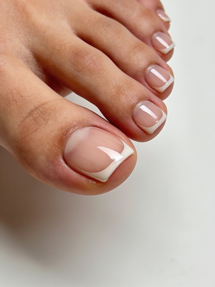 Toe press-ons